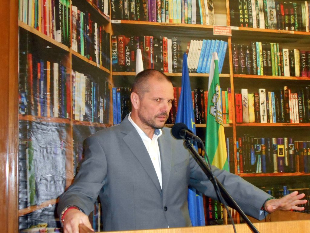 Кметът на Брезник: Оттегляме разглеждането на въпроса за ветрогенераторите